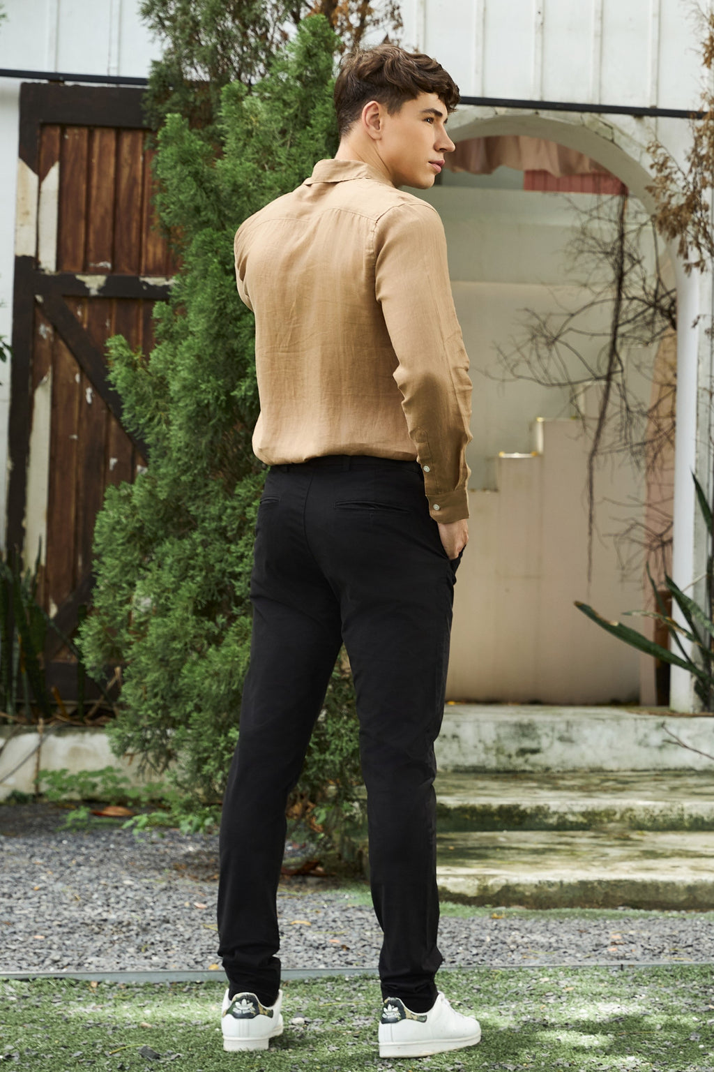 La Forbie Men’s Slim Fit Chino Pants