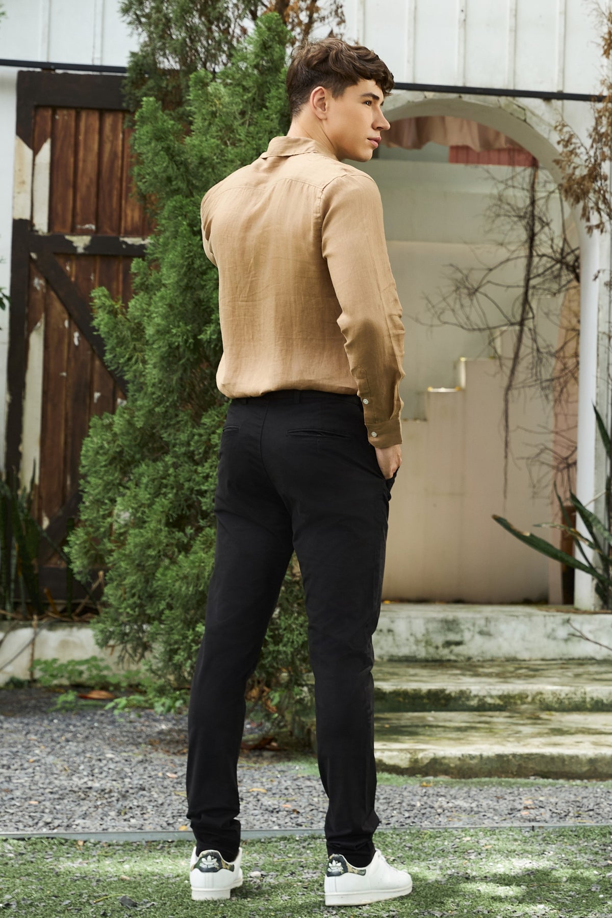 La Forbie Men’s Slim Fit Chino Pants