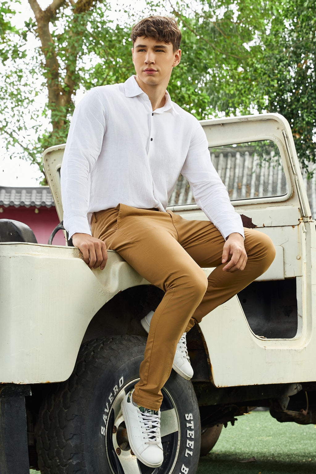 La Forbie Men’s Slim Fit Chino Pants