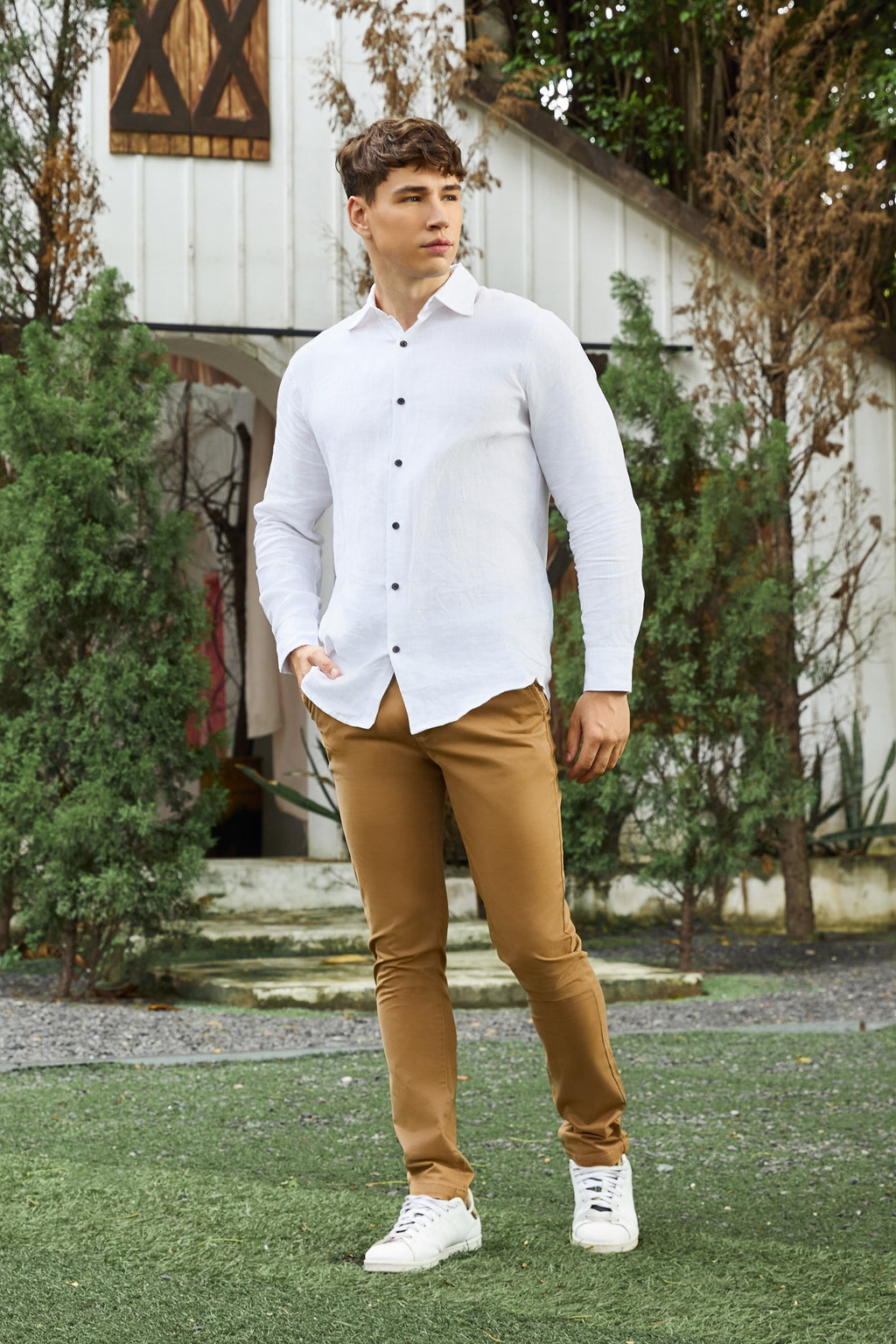La Forbie Men’s Slim Fit Chino Pants